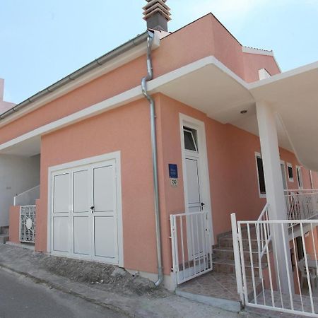 Apartments Alissa ฮวาร์ ภายนอก รูปภาพ