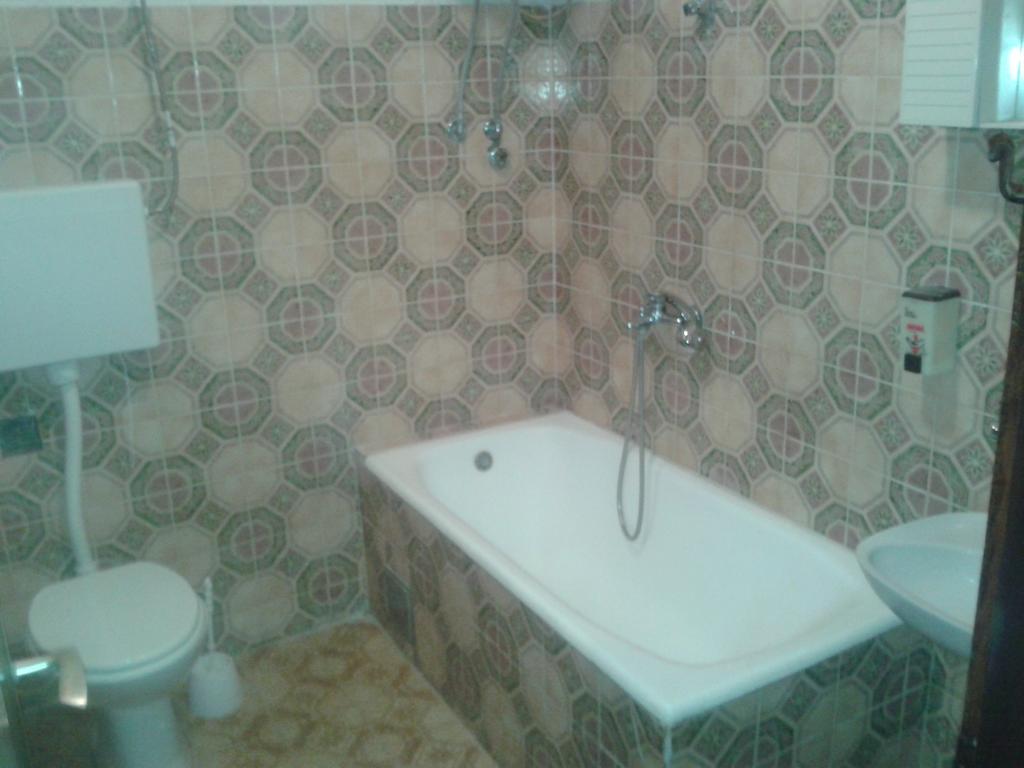 Apartments Alissa ฮวาร์ ภายนอก รูปภาพ