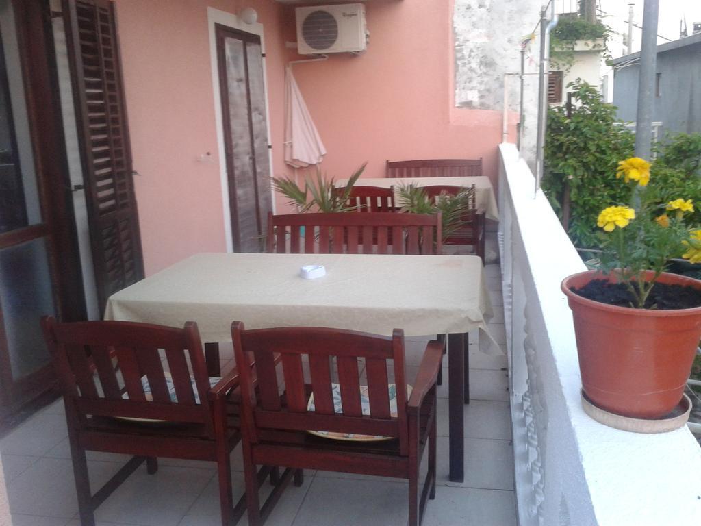 Apartments Alissa ฮวาร์ ห้อง รูปภาพ