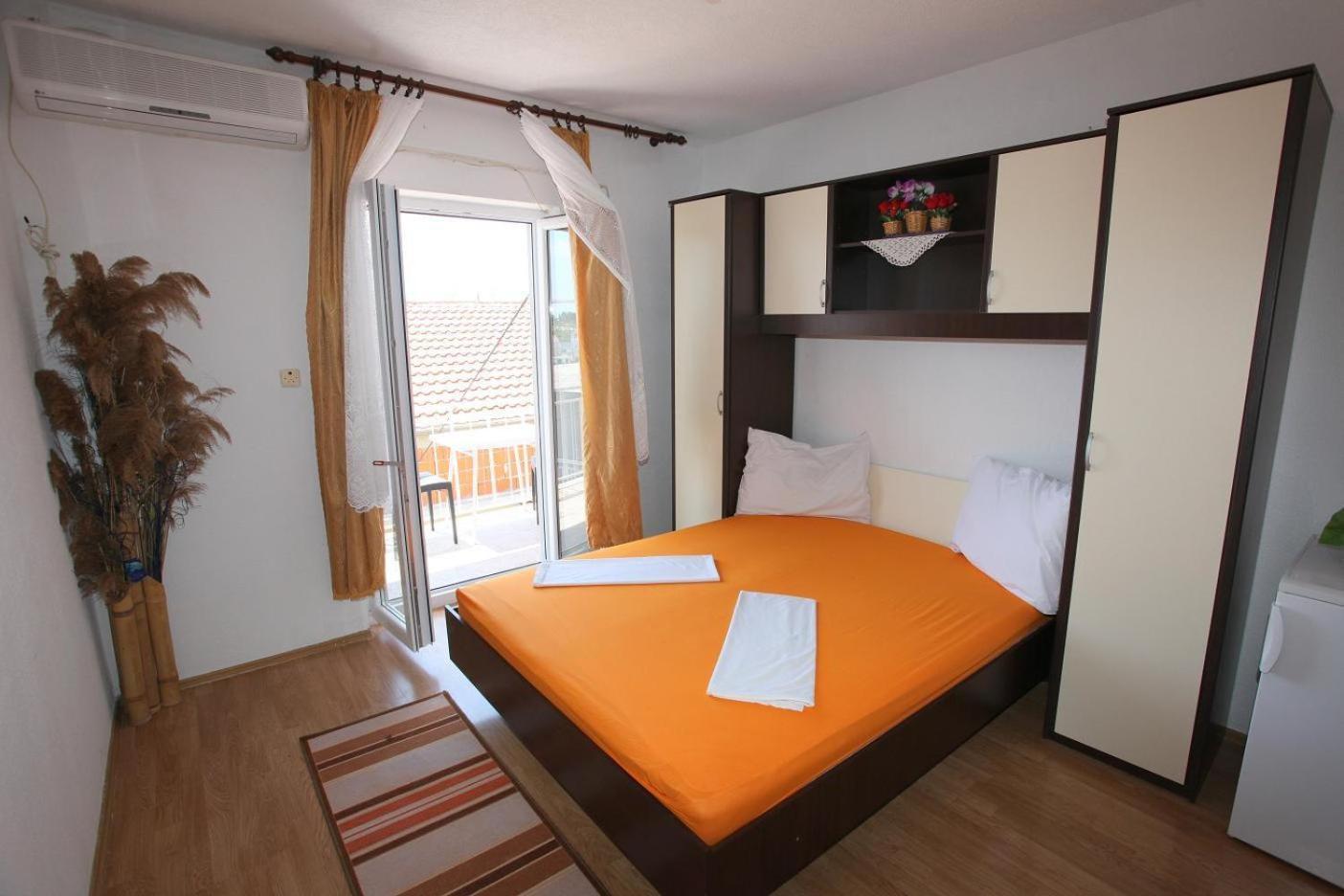 Apartments Alissa ฮวาร์ ภายนอก รูปภาพ