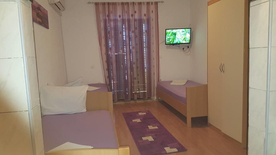 Apartments Alissa ฮวาร์ ภายนอก รูปภาพ