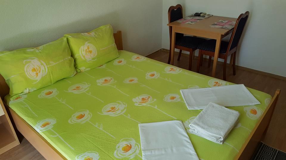 Apartments Alissa ฮวาร์ ภายนอก รูปภาพ