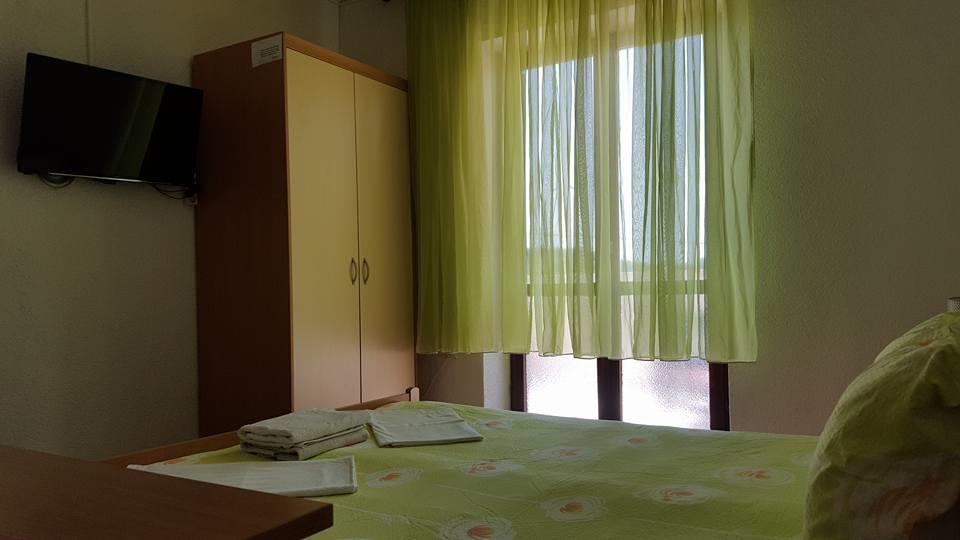 Apartments Alissa ฮวาร์ ภายนอก รูปภาพ