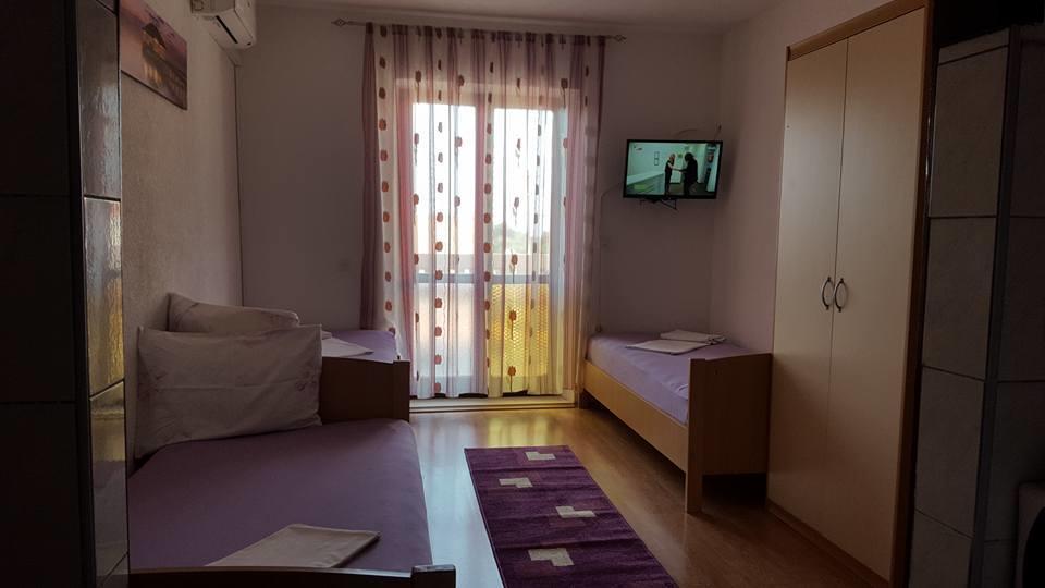 Apartments Alissa ฮวาร์ ภายนอก รูปภาพ