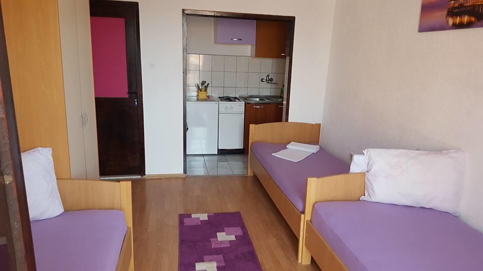Apartments Alissa ฮวาร์ ภายนอก รูปภาพ