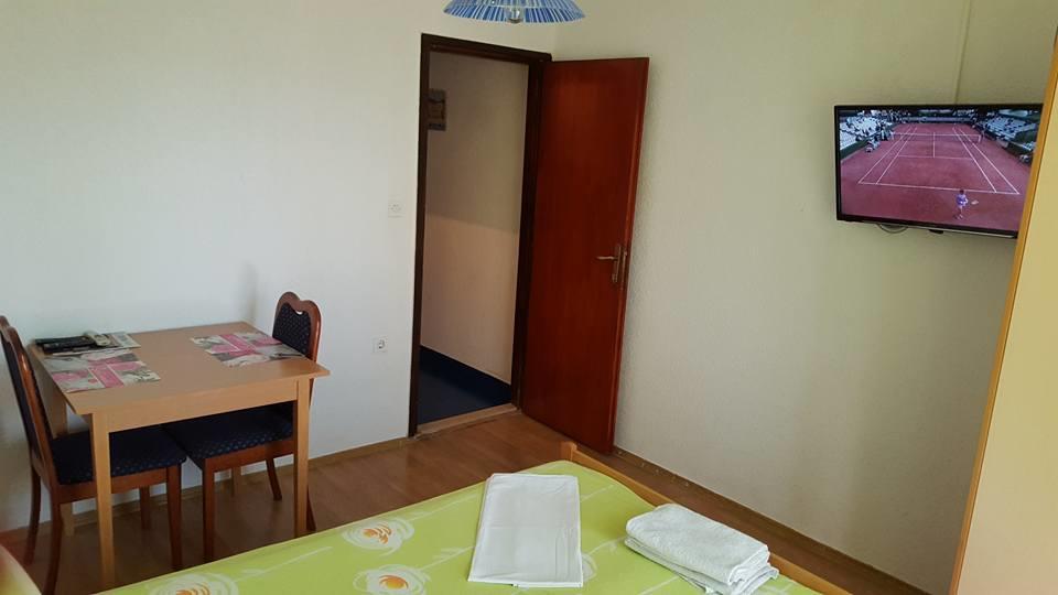 Apartments Alissa ฮวาร์ ภายนอก รูปภาพ